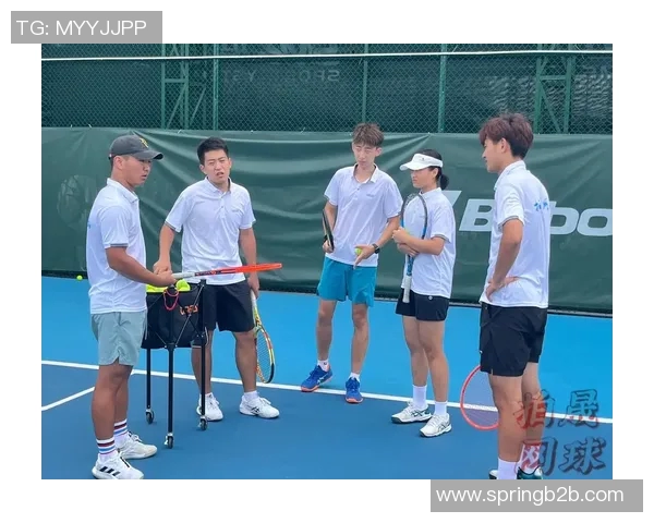 杭州网球队的灵活性揭秘：网球巨献背后的训练与技巧探索