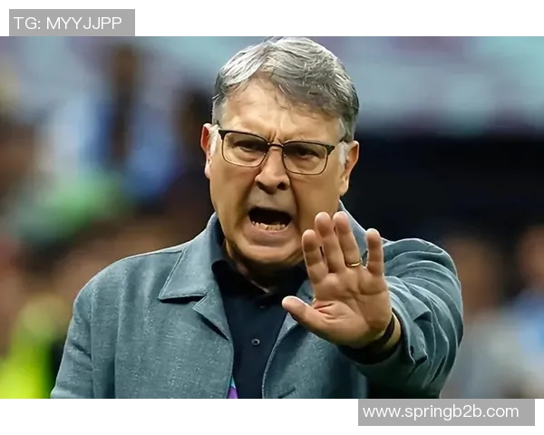 马蒂诺执教生涯回顾与巴萨的恩怨情仇深度解析