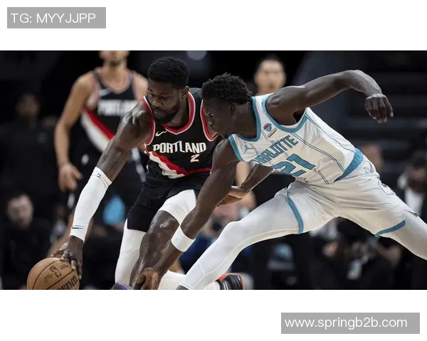 2016年NBA季后赛老鹰与骑士的激烈对决回顾与分析