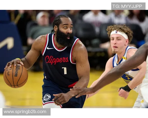 2018年勇士与快船精彩对决全场录像回放及精彩瞬间分析