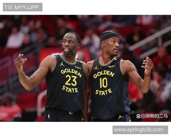 勇士与灰熊对决分析：战术布局与球员表现的深度剖析